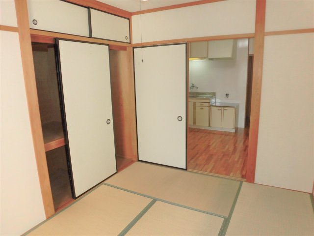 緑園第二サンコーポの内装