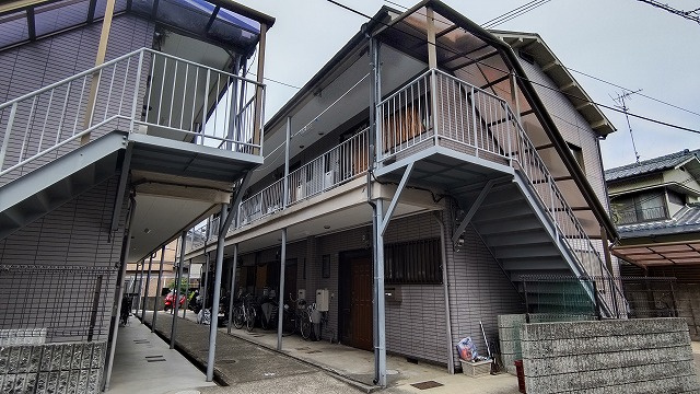 豊中市石橋麻田町のアパートの外観