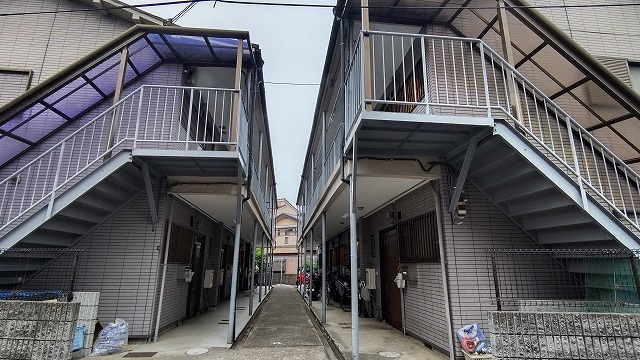 豊中市石橋麻田町のアパートの外観