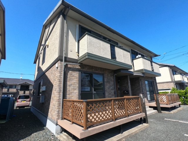 ソリアートレジデンスE