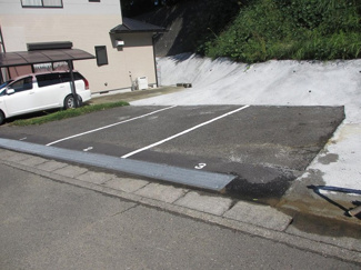 【駐車場】 | いつでも目の届く敷地内に駐車場があります♪お車をお持ちのファミリーさんにオススメです☆