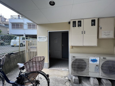 【エントランス】 | 北清水マンション