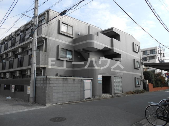 ウイング大久保の外観