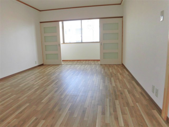 緑園第三サンコーポの内装