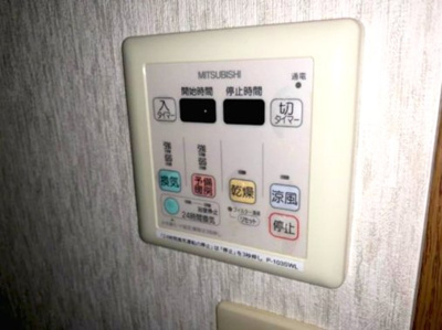 【設備】 | フジパレス野代 | ※イメージ（浴室乾燥機）　同施工会社・別物件の写真です
