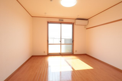【寝室】 | コンフォート小山