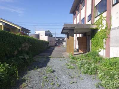 【前面道路含む現地写真】 | 大館市字谷地町後63-1　他３筆・売地