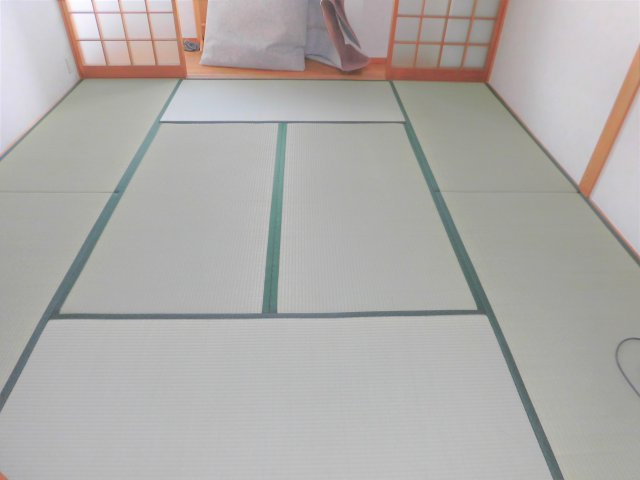 緑園第三サンコーポの和室