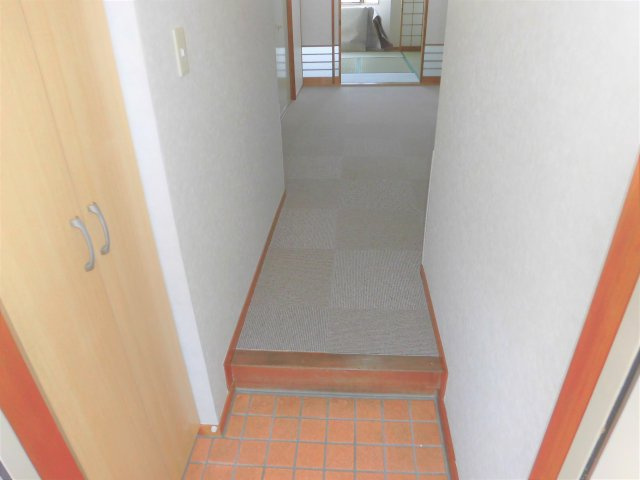 緑園第三サンコーポの玄関