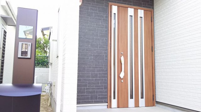【外観：施工例】 | 神戸市垂水区本多聞２丁目　新築戸建　２区画 | 同社同仕様玄関