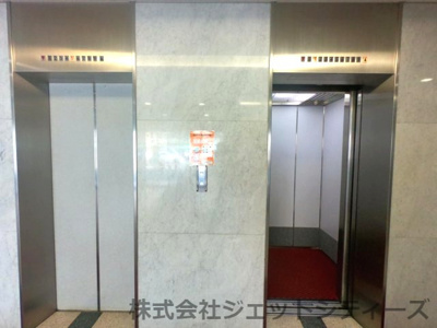 【エントランス】 | 八千代ビル東館