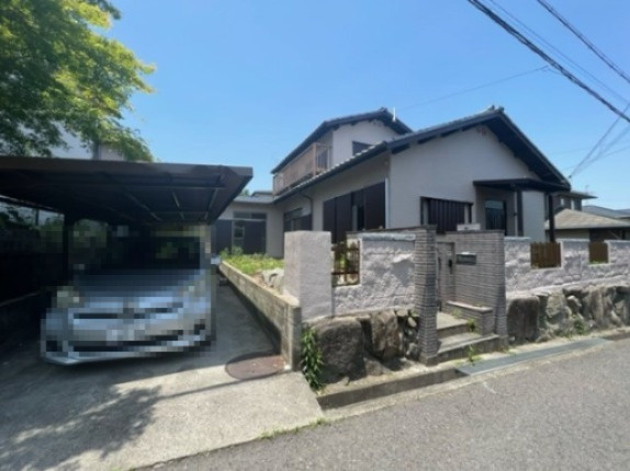 南青葉台貸家の外観パース