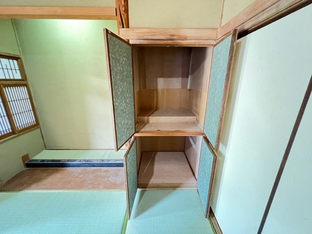 南青葉台貸家の収納