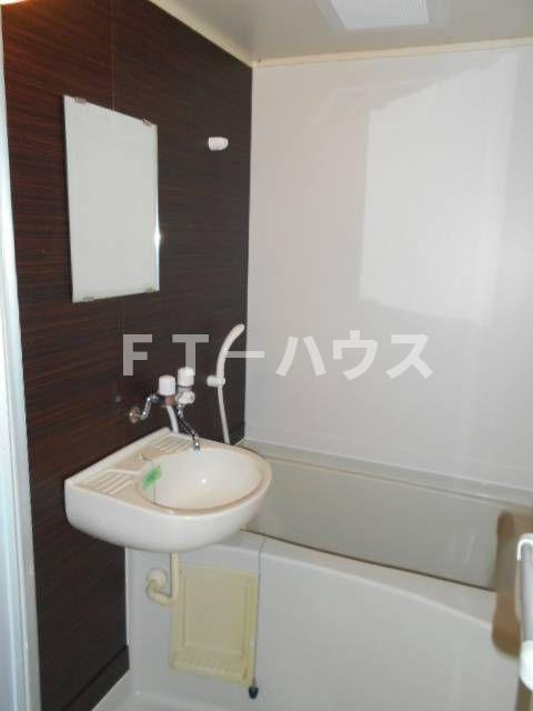 小川マンションの洗面所