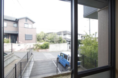 【展望】 | ルミエール旭ヶ丘Ｂ | １階洋室からの眺望です