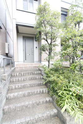 【玄関】 | ルミエール旭ヶ丘Ｂ | 毎日通る玄関はこちらです