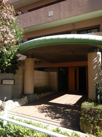 コスモ板橋本町シティフォルムのエントランス