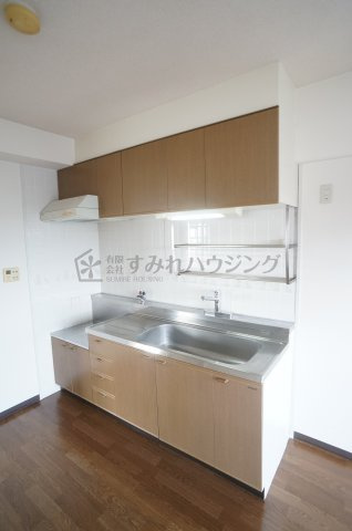 クレセントハイツ今里のキッチン
