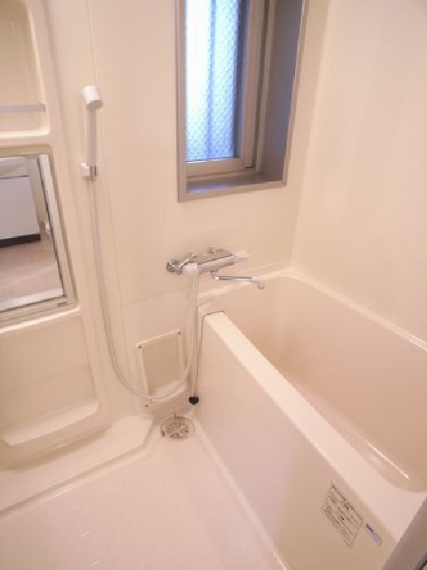 グランドサヴォイ　14階の浴室|別号室のものです。現状優先になります。