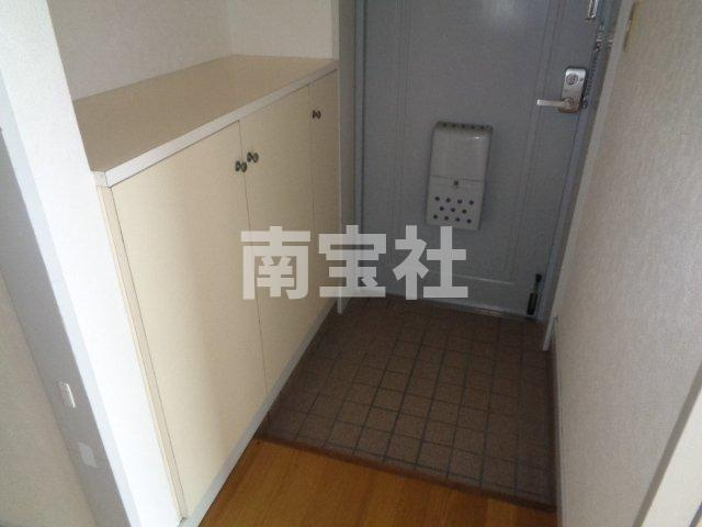 【玄関】 | 玄関です☆靴箱ついてます