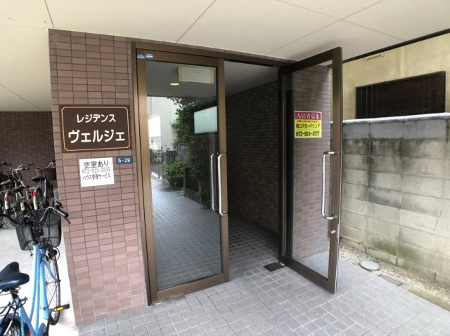 レジデンス　ヴェルジェのエントランス