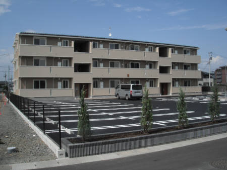 ラ・ペルラ下北沢