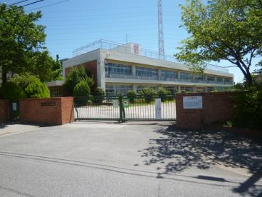 【周辺】 | フレア鳩ケ谷 | 川口市立里小学校まで811m