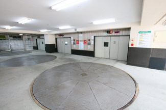 【駐車場】 | 屋内駐車場