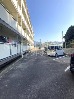 【駐車場】 | ビレッジハウス幸田　６号棟 | カースペースがあります