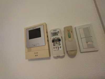 【セキュリティ】 | プラーフ湊川 | モニター付きインターホン