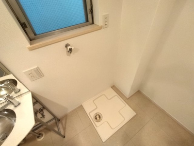 【設備】 | プラーフ湊川 | 室内洗濯機置き場