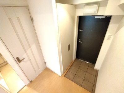 【玄関】 | プラーフ湊川 | 毎日通る玄関はこちらです