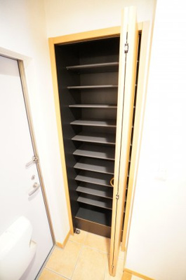 【収納】 | クレメント椿 | ※同物件・反転タイプの写真です。