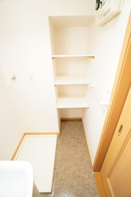 【洗面所】 | クレメント椿 | ※同物件・反転タイプの写真です。