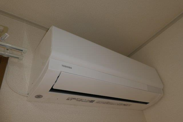 コニファーガーデン１の設備|エアコン