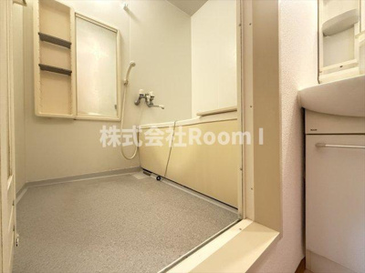 【洗面所】 | メゾン・ド・フルール | 使いやすい洗面所です