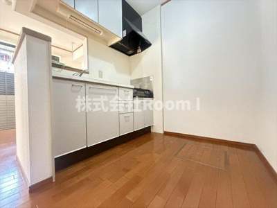 【居間・リビング】 | メゾン・ド・フルール | ゆったりとしたリビングです