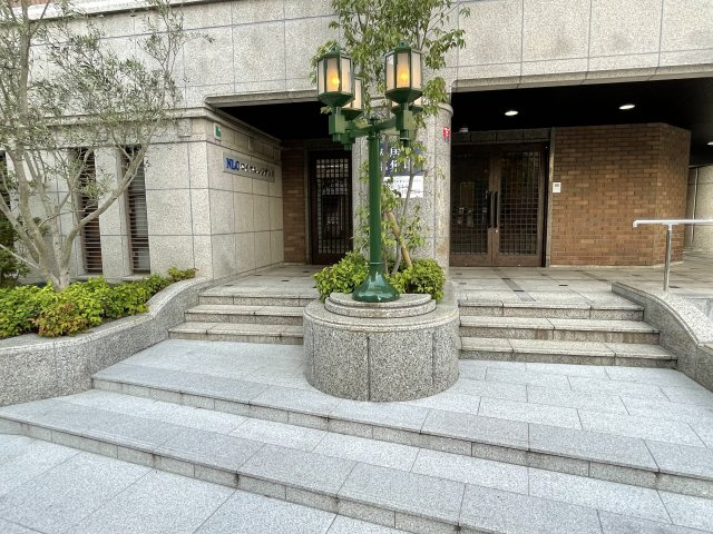 【エントランス】 | NLCロイヤルレジデンス