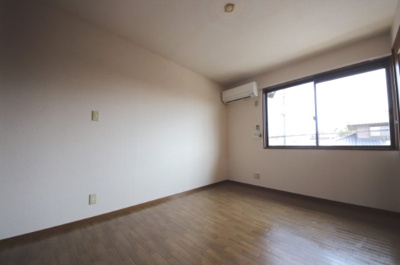 【洋室】 | グリーンテラス長野　B