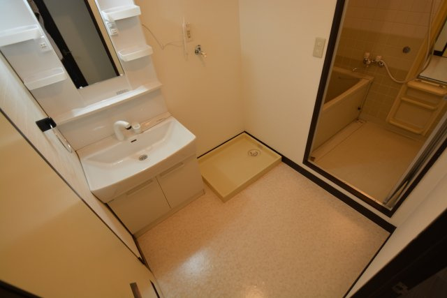 【独立洗面台】 | クレベール千防 | 独立洗面台、朝の身支度には欠かせません