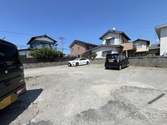 コーポ広戸の駐車場