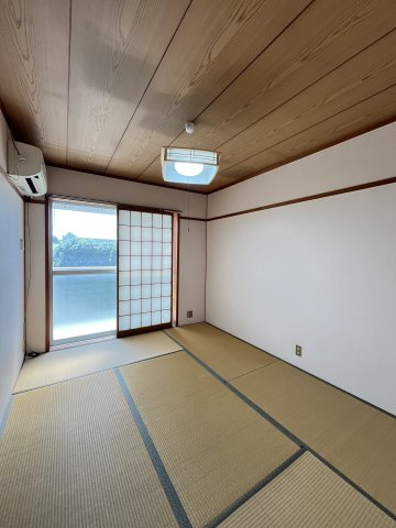 コーポ広戸の和室
