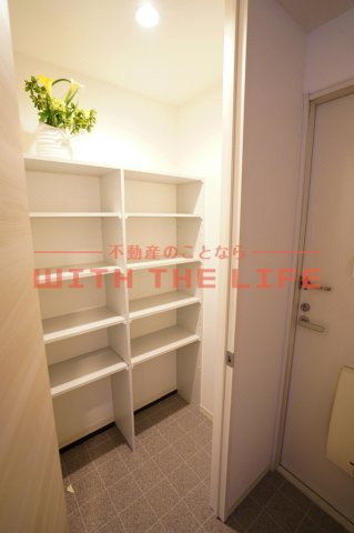 マルセイユ西町の玄関