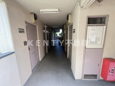 【エントランス】 | スカイハイツ | 建物の内部です