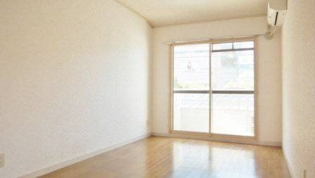 ジュネス市川のその他|ショップスが目の前にあります