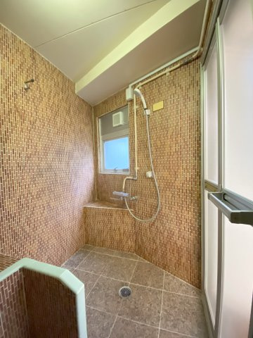 【浴室】 | エフビル | シャワーブース（バスタブ無し）
空室時の撮影画像です。