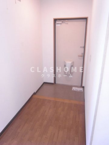 マーベラスハイツの玄関