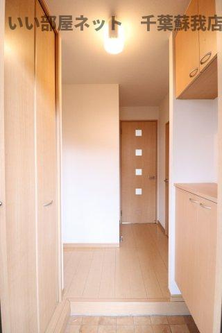 コモド　B棟の玄関|きれいな玄関です