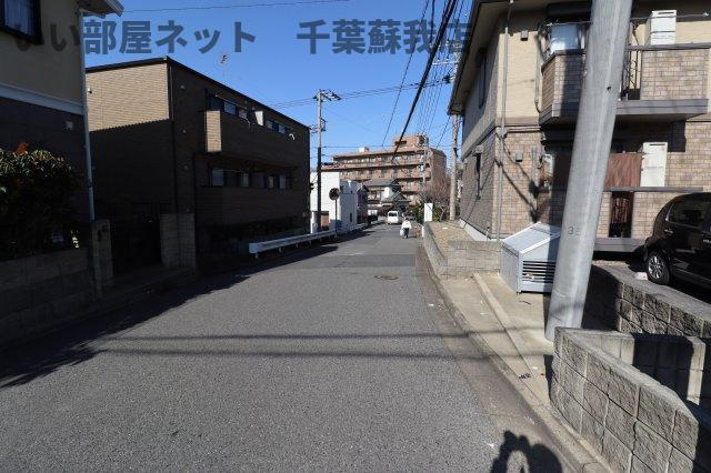 コモド　B棟の周辺