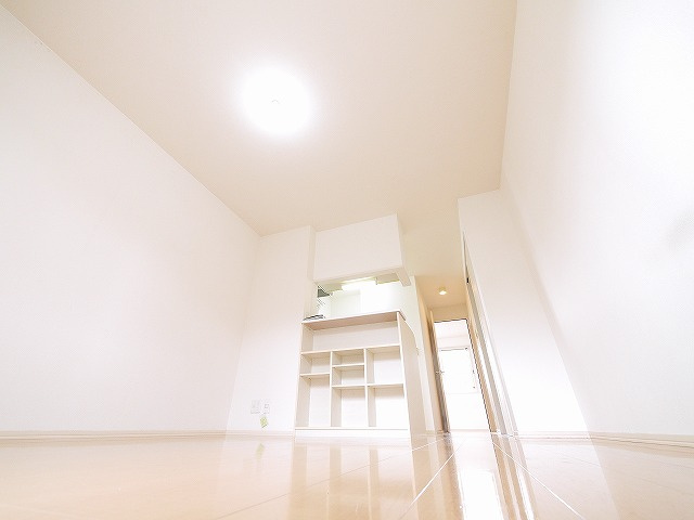 リビングタウン新大宮　Ａ棟の居間・リビング|リビングです